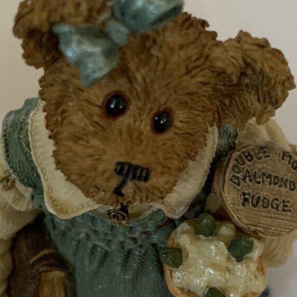 Jennifer Newmom Great Expectatations - Boyds Bears & Friends - Picture 2 of 9